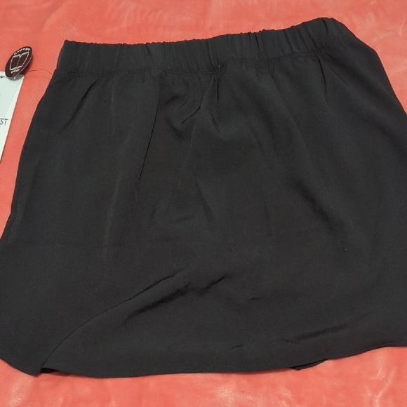 Nine West Women's Black Athletic Shorts - Picture 2 of 7